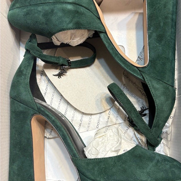 COACH Chrystie Green Suede platform Heels - Picture 2 of 4